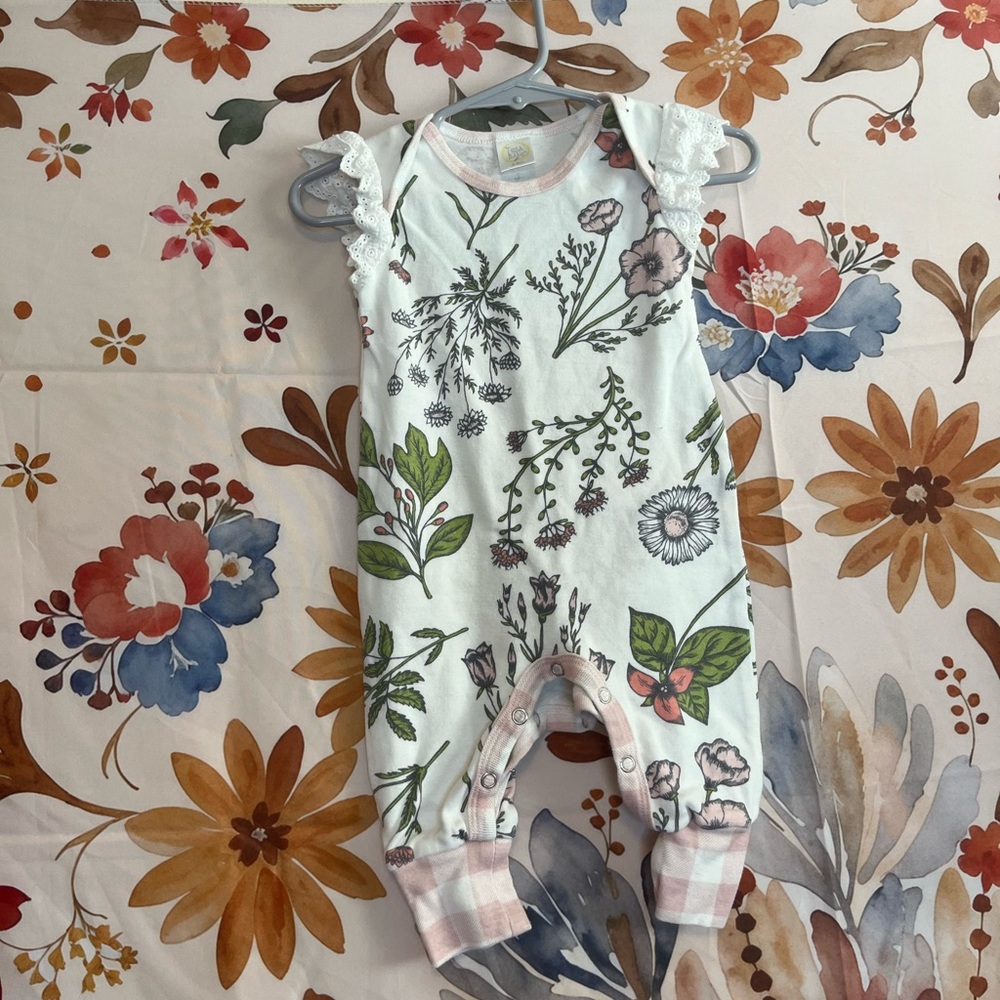 GUC $34 Tesa Babe 3-6M Girly Baby Infant Short Sleeve Floral Sleeper One Piece